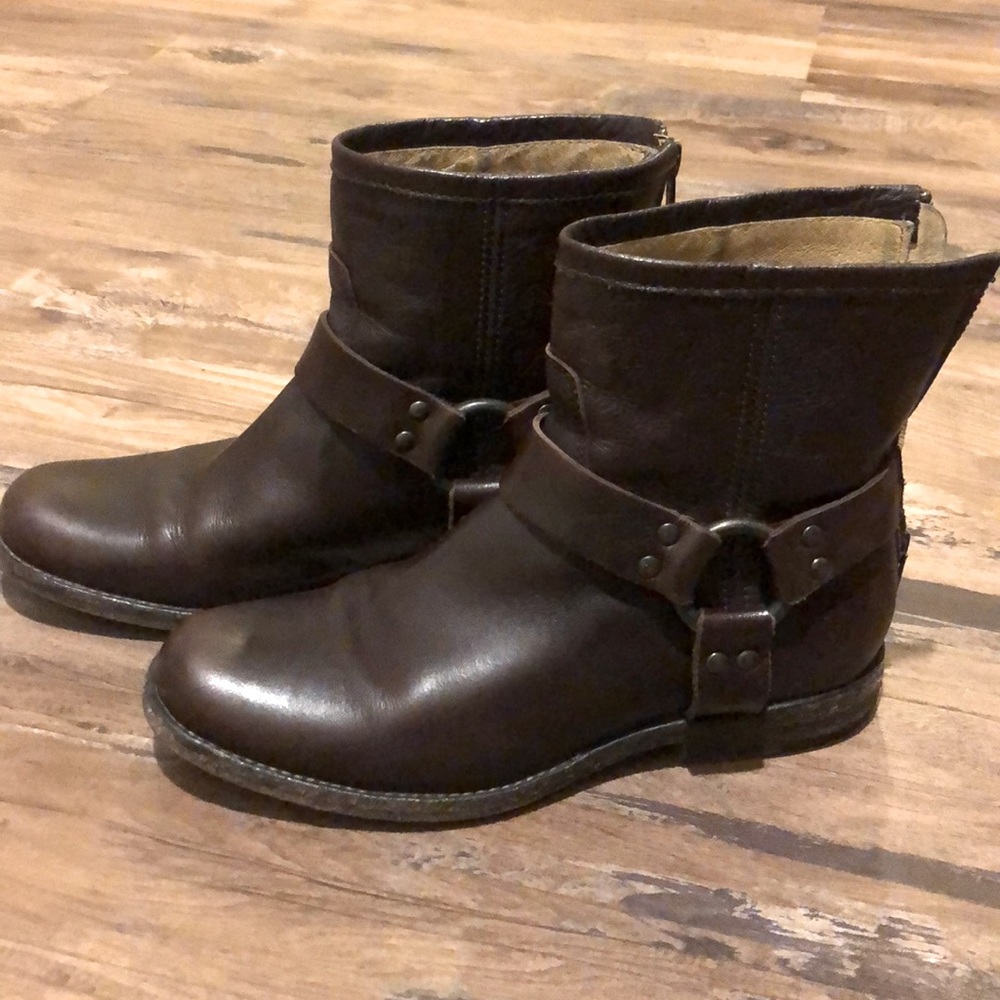 Frye Phillip Harness Boots (short)